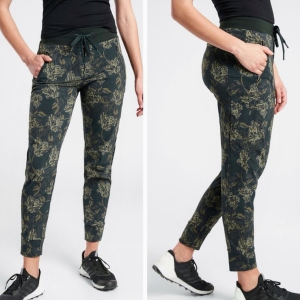ATHLETA Trekkie North Printed Jogger sz 20 green floral